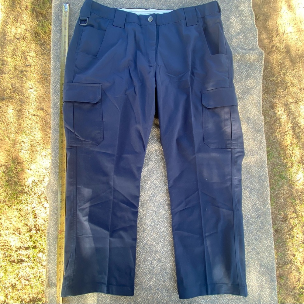 WearGuard WorkWear Cargo Pants Straight Leg Security Uniform size 18 Navy Blue